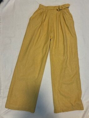 Carlisle Sport VTG trousers. Yellow, high-waisted, wide-leg dress pants, Size 8